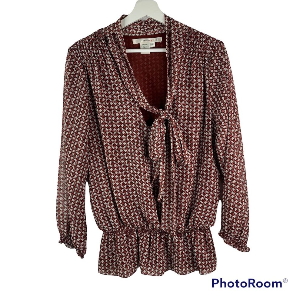 Studio M Size XL Blouse Rust Geometric Tie Keyhole Front Long Sleeve Top Women’s